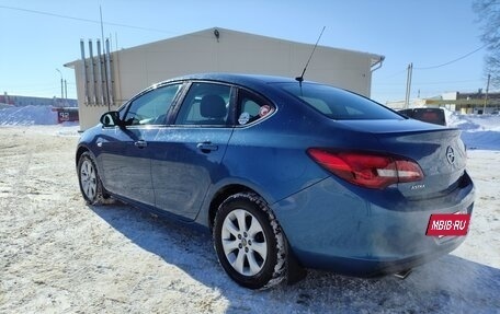 Opel Astra J, 2014 год, 920 000 рублей, 8 фотография