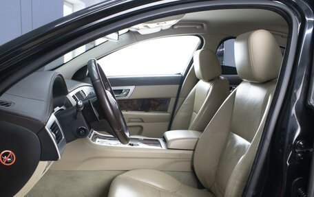 Jaguar XF I рестайлинг, 2013 год, 1 900 000 рублей, 9 фотография