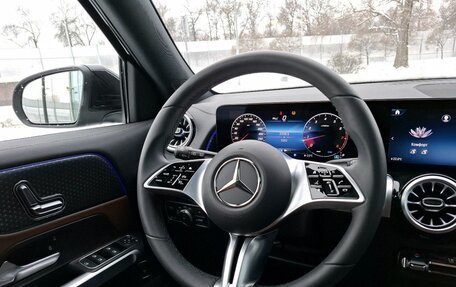 Mercedes-Benz GLB, 2024 год, 5 600 000 рублей, 23 фотография