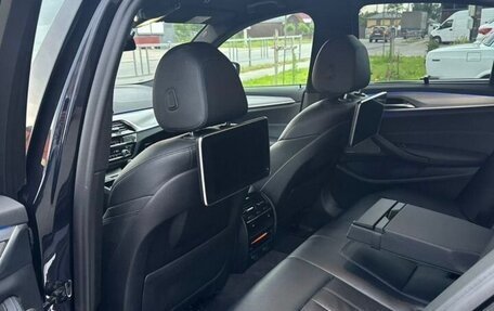 BMW 5 серия, 2019 год, 3 690 000 рублей, 9 фотография