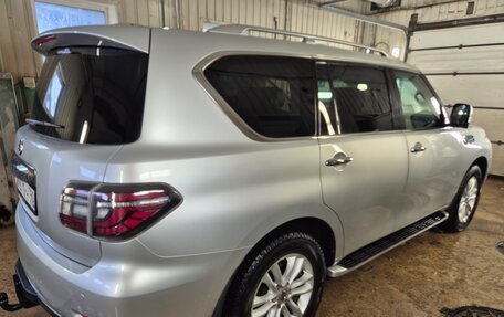 Nissan Patrol, 2011 год, 2 000 000 рублей, 2 фотография