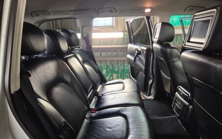 Nissan Patrol, 2011 год, 2 000 000 рублей, 9 фотография