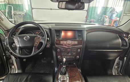 Nissan Patrol, 2011 год, 2 000 000 рублей, 21 фотография