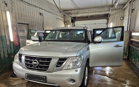 Nissan Patrol, 2011 год, 2 000 000 рублей, 15 фотография