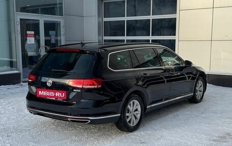 Volkswagen Passat B8 рестайлинг, 2019 год, 2 570 000 рублей, 7 фотография