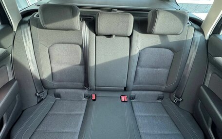 Volkswagen Passat B8 рестайлинг, 2019 год, 2 570 000 рублей, 17 фотография