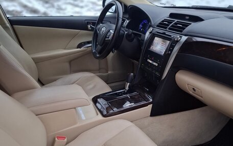 Toyota Camry, 2015 год, 2 270 000 рублей, 5 фотография