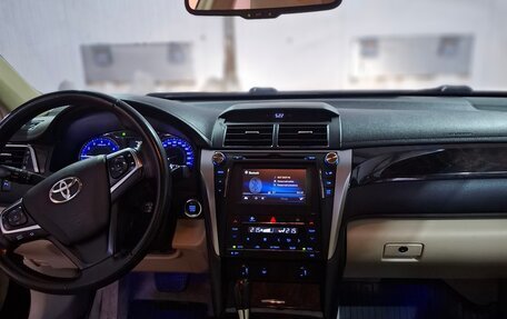 Toyota Camry, 2015 год, 2 270 000 рублей, 6 фотография