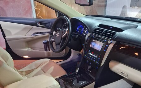 Toyota Camry, 2015 год, 2 270 000 рублей, 7 фотография