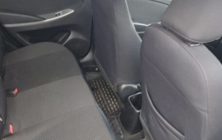 Hyundai Solaris II рестайлинг, 2016 год, 700 000 рублей, 4 фотография