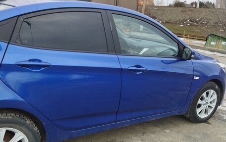 Hyundai Solaris II рестайлинг, 2016 год, 700 000 рублей, 9 фотография