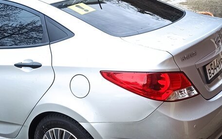 Hyundai Solaris II рестайлинг, 2014 год, 800 000 рублей, 6 фотография