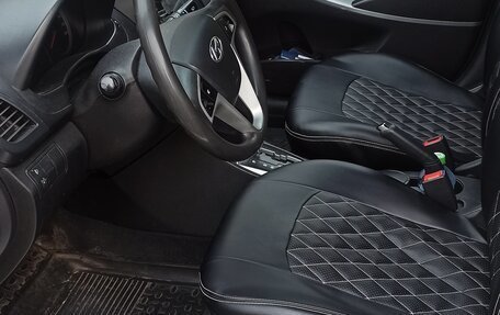 Hyundai Solaris II рестайлинг, 2014 год, 800 000 рублей, 8 фотография