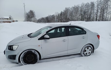 Chevrolet Aveo III, 2013 год, 570 000 рублей, 2 фотография