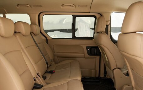 Hyundai H-1 II рестайлинг, 2019 год, 3 157 000 рублей, 8 фотография