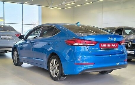 Hyundai Elantra VI рестайлинг, 2018 год, 1 550 000 рублей, 6 фотография