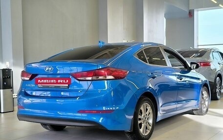 Hyundai Elantra VI рестайлинг, 2018 год, 1 550 000 рублей, 8 фотография