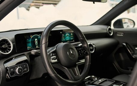 Mercedes-Benz A-Класс, 2019 год, 2 497 000 рублей, 5 фотография