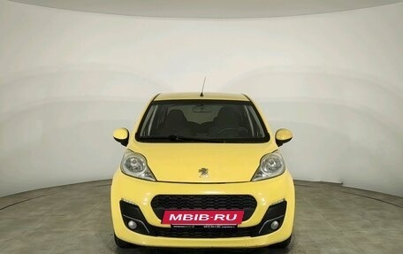 Peugeot 107 I рестайлинг, 2012 год, 399 654 рублей, 2 фотография