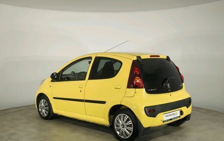 Peugeot 107 I рестайлинг, 2012 год, 399 654 рублей, 7 фотография