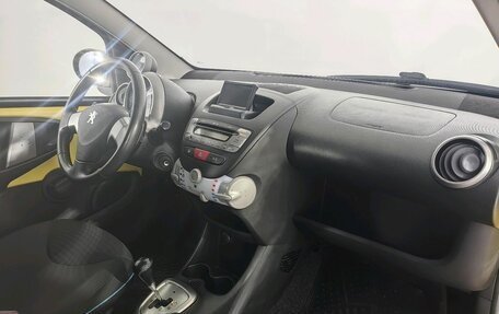 Peugeot 107 I рестайлинг, 2012 год, 399 654 рублей, 15 фотография