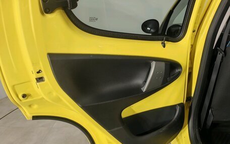 Peugeot 107 I рестайлинг, 2012 год, 399 654 рублей, 18 фотография