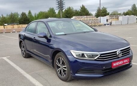 Volkswagen Passat B8 рестайлинг, 2019 год, 1 700 000 рублей, 1 фотография