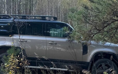 Land Rover Defender II, 2022 год, 9 000 000 рублей, 3 фотография