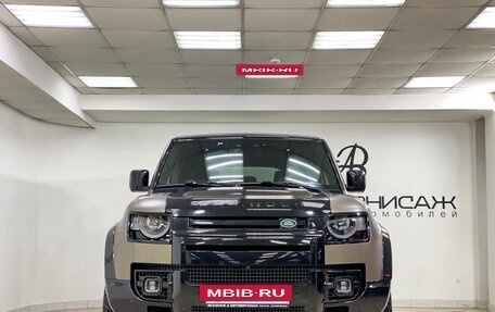 Land Rover Defender II, 2021 год, 8 800 000 рублей, 7 фотография