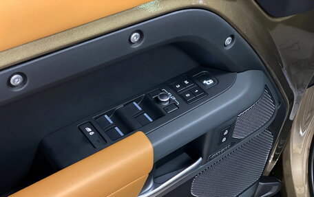 Land Rover Defender II, 2021 год, 8 800 000 рублей, 28 фотография