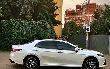 Toyota Camry, 2022 год, 4 200 000 рублей, 2 фотография