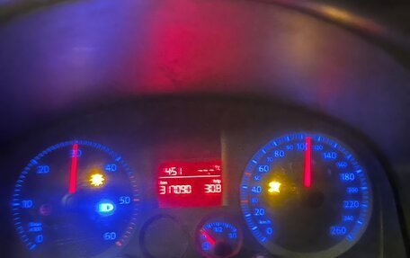 Volkswagen Caddy III рестайлинг, 2004 год, 480 000 рублей, 8 фотография