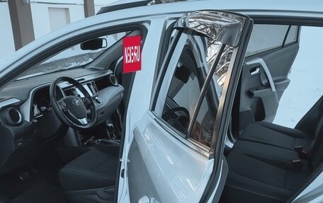 Toyota RAV4, 2018 год, 2 880 000 рублей, 18 фотография