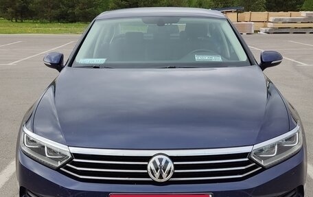 Volkswagen Passat B8 рестайлинг, 2019 год, 1 700 000 рублей, 10 фотография