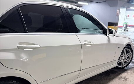 Mercedes-Benz E-Класс, 2012 год, 1 900 000 рублей, 5 фотография