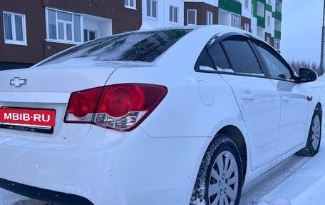 Chevrolet Cruze II, 2012 год, 800 000 рублей, 13 фотография
