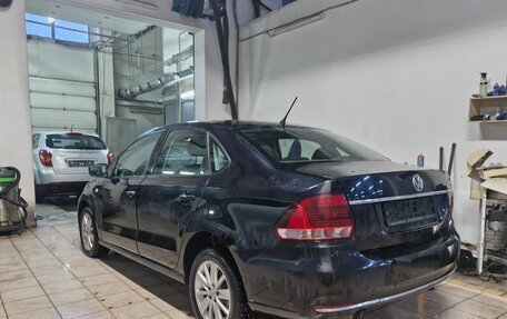 Volkswagen Polo VI (EU Market), 2016 год, 899 000 рублей, 2 фотография