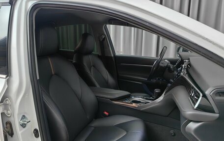 Toyota Camry, 2020 год, 2 829 000 рублей, 6 фотография