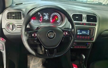 Volkswagen Polo VI (EU Market), 2016 год, 899 000 рублей, 3 фотография