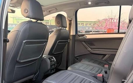 Volkswagen Touran III, 2021 год, 1 540 202 рублей, 8 фотография