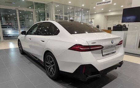 BMW 5 серия, 2025 год, 8 500 000 рублей, 7 фотография