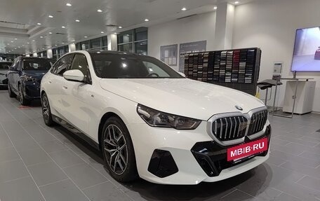 BMW 5 серия, 2025 год, 8 500 000 рублей, 3 фотография