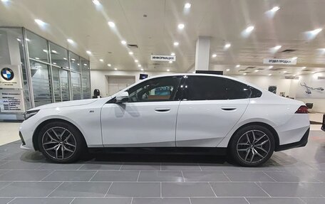 BMW 5 серия, 2025 год, 8 500 000 рублей, 8 фотография