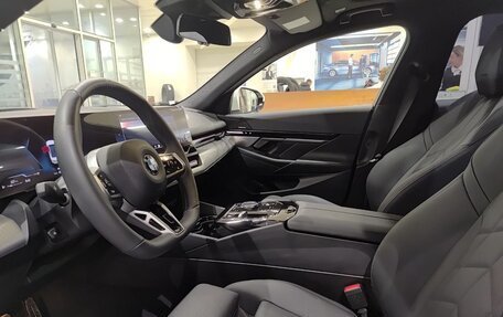 BMW 5 серия, 2025 год, 8 500 000 рублей, 17 фотография