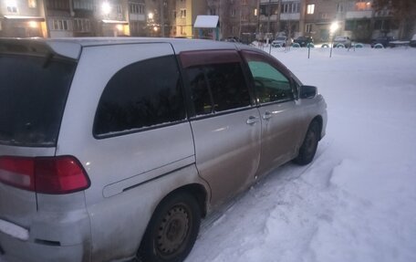 Nissan Liberty, 2001 год, 420 000 рублей, 1 фотография