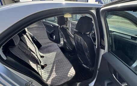 Skoda Rapid I, 2018 год, 1 530 000 рублей, 7 фотография