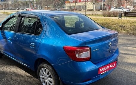 Renault Logan II, 2017 год, 950 000 рублей, 4 фотография