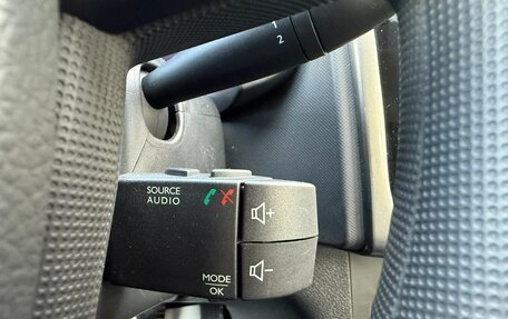 Renault Logan II, 2017 год, 950 000 рублей, 15 фотография