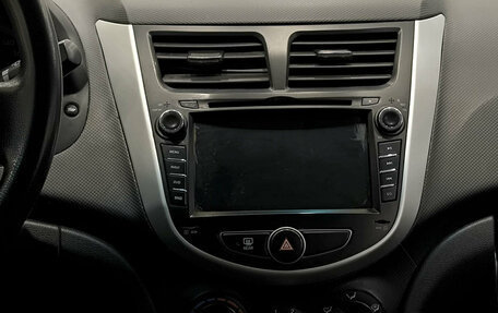 Hyundai Solaris II рестайлинг, 2014 год, 950 000 рублей, 18 фотография