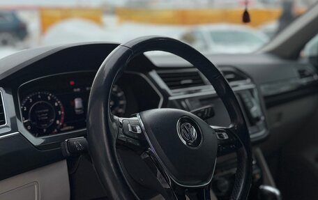 Volkswagen Tiguan II, 2017 год, 3 099 999 рублей, 4 фотография